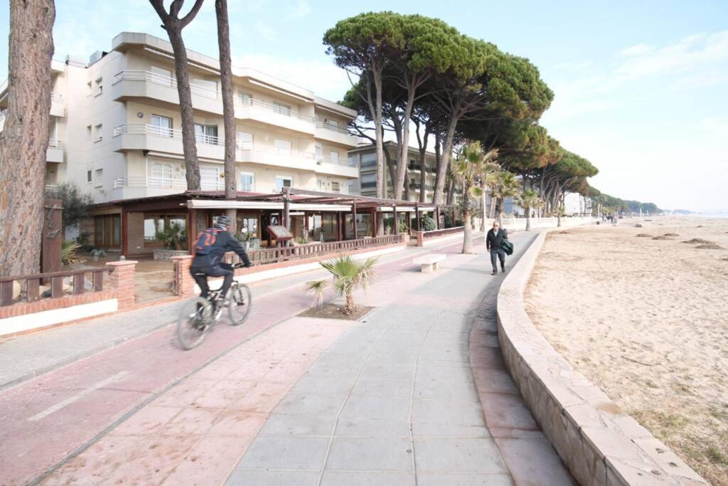 Apartamento Con Vistas Al Mar En Cambrils Exterior photo