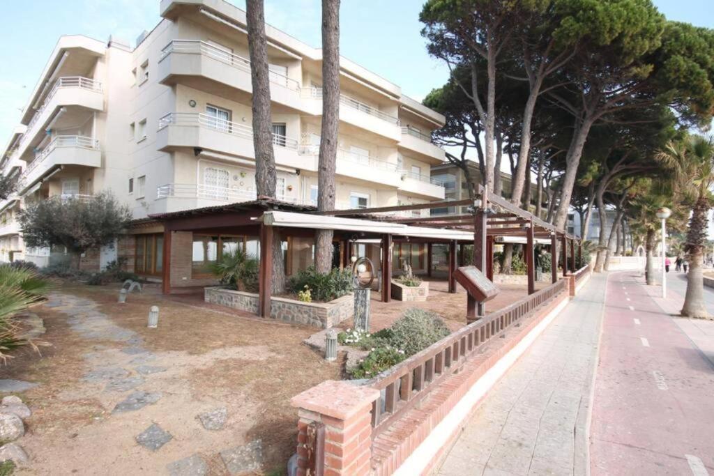 Apartamento Con Vistas Al Mar En Cambrils Exterior photo