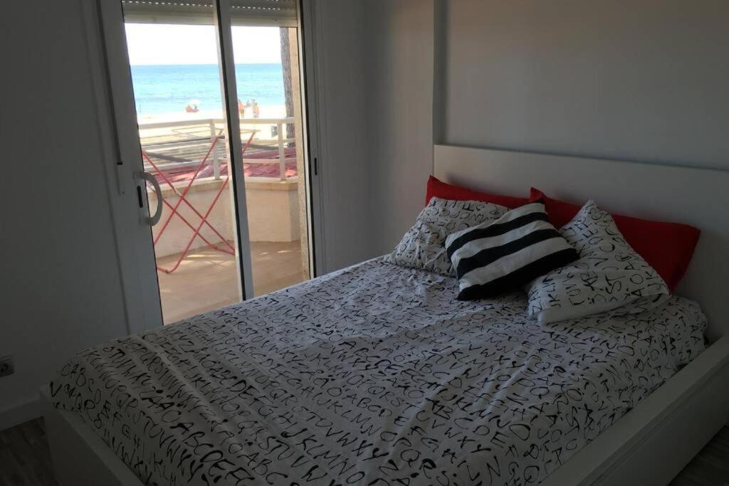 Apartamento Con Vistas Al Mar En Cambrils Exterior photo